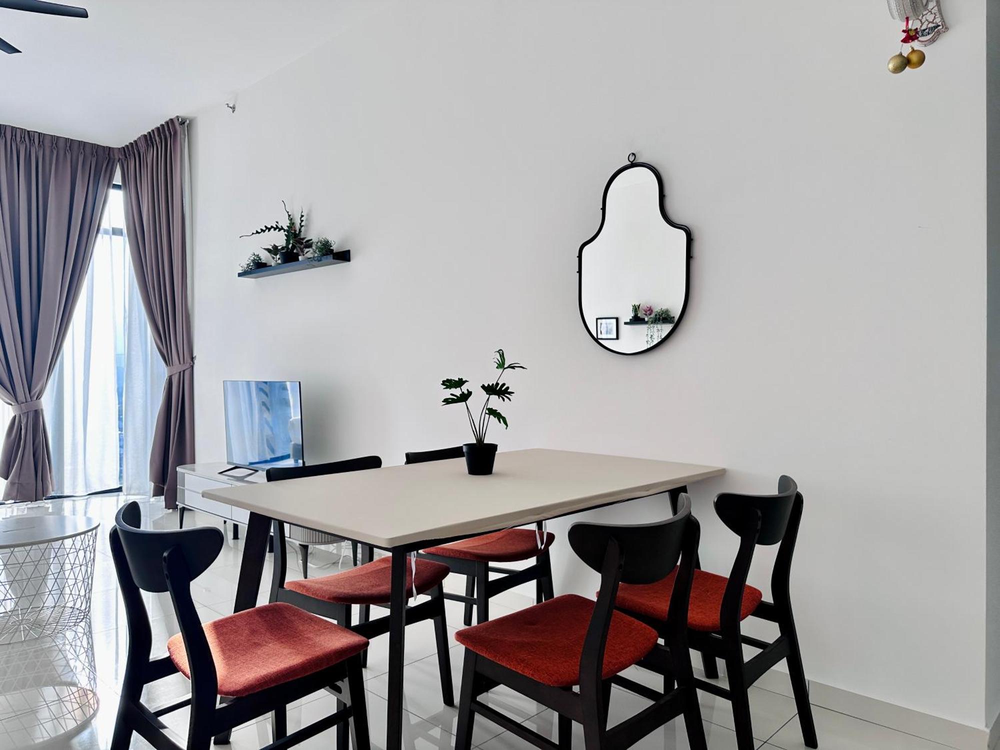 New 2Br Georgetown Warm And Lovely Homestay 10Pax-无敌美景两房民宿 Beacon Executive Suite Екстер'єр фото
