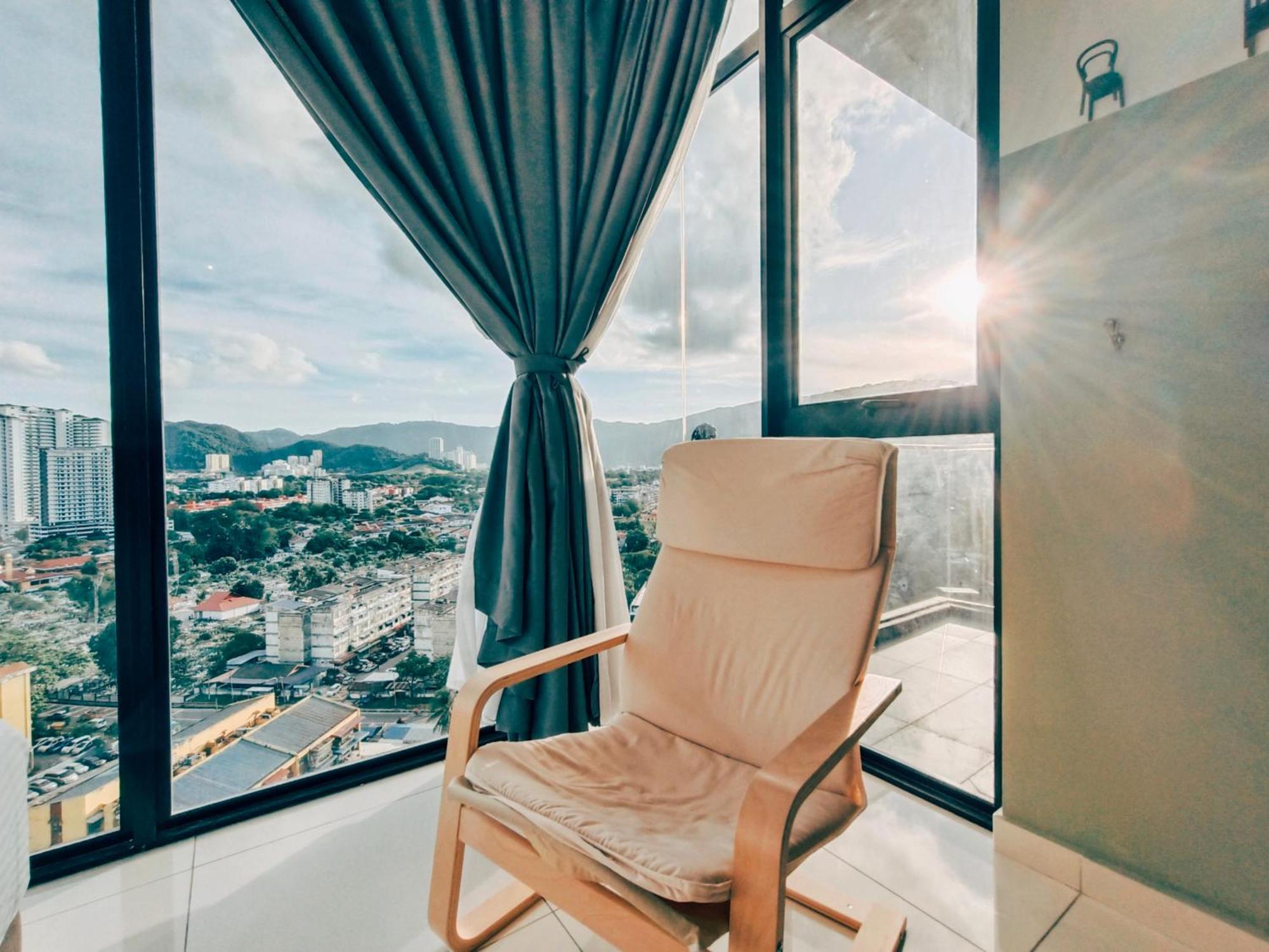 New 2Br Georgetown Warm And Lovely Homestay 10Pax-无敌美景两房民宿 Beacon Executive Suite Екстер'єр фото